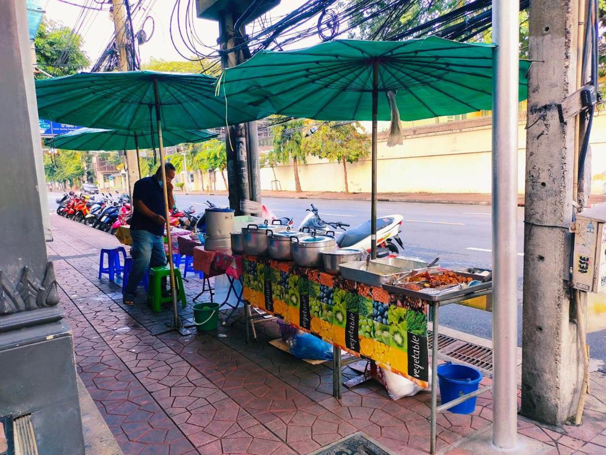 Bbhouse Phra Athit Hotel Bangkok Ngoại thất bức ảnh