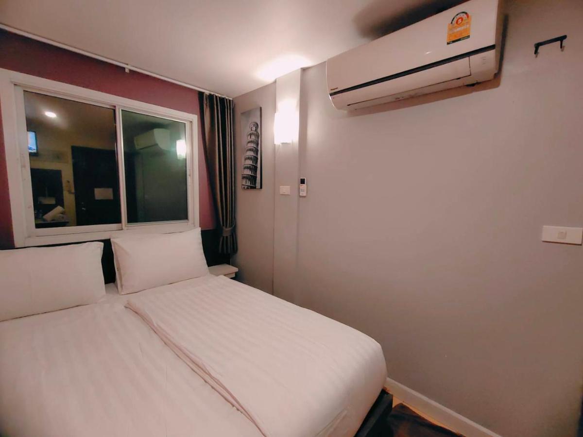 Bbhouse Phra Athit Hotel Bangkok Ngoại thất bức ảnh
